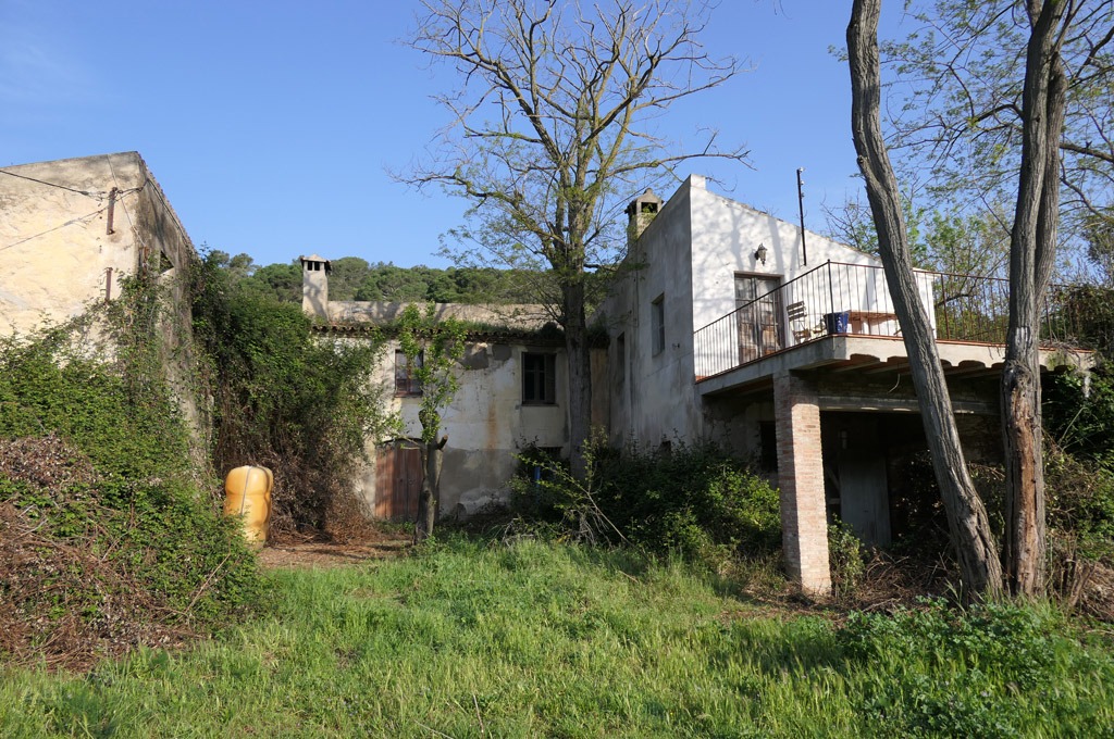 O Colégio de Arquitetos pede para garantir a conservação da histórica fazenda e casa de fazenda de Can Llevallol