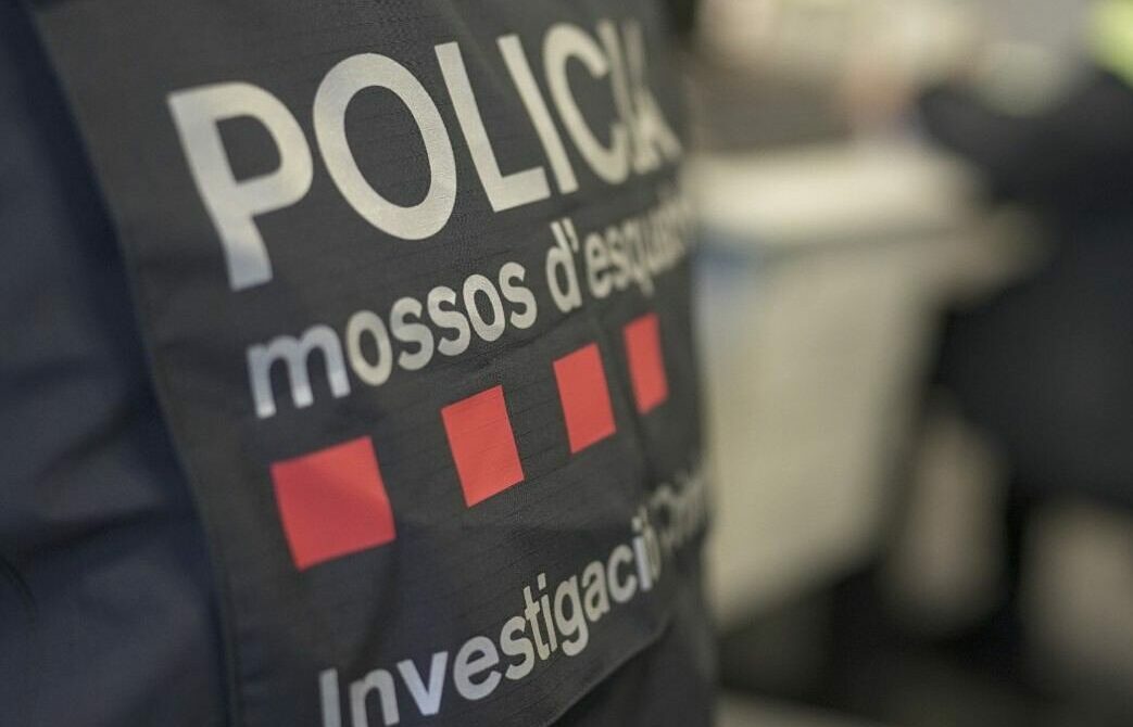 Os Mossos de Sarrià-Sant Gervasi investigam duas agressões violentas a mulheres taxistas